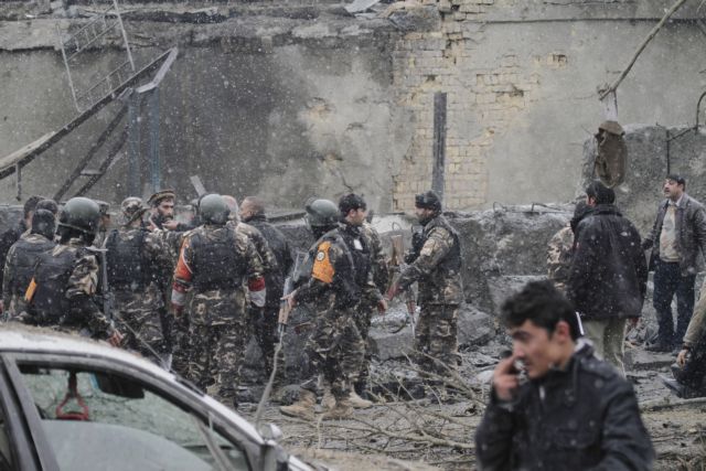 Έφοδος καμικάζι στην έδρα των μυστικών υπηρεσιών στην Καμπούλ